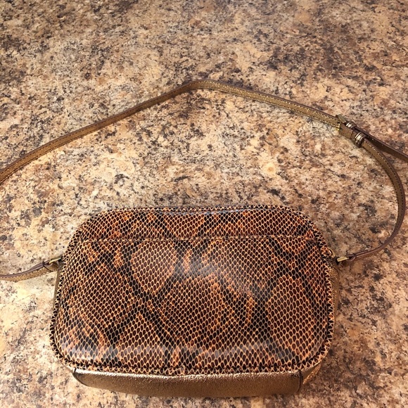 G.I.L.I. Leather Bag - Picture 4 of 6